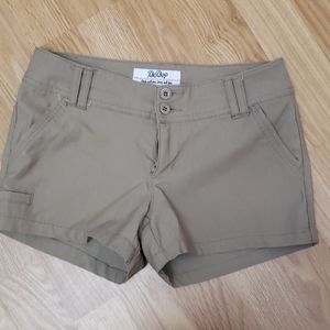 BeBop khaki shorts - stretch material!
